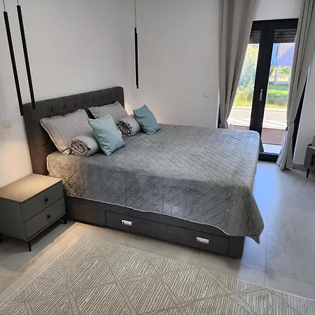 La Luxury וילה Bihać