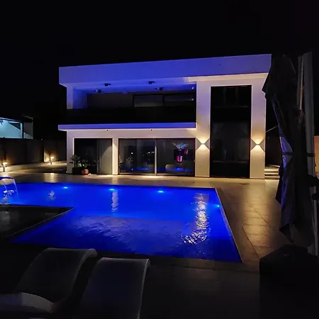 Villa La Luxury